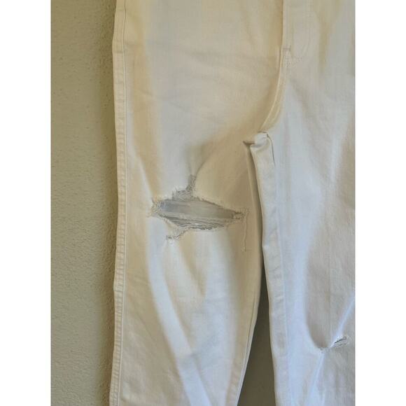 Express Woman White High Rise Straight Ankle Jeans, Size 2R - Picture 3 of 9